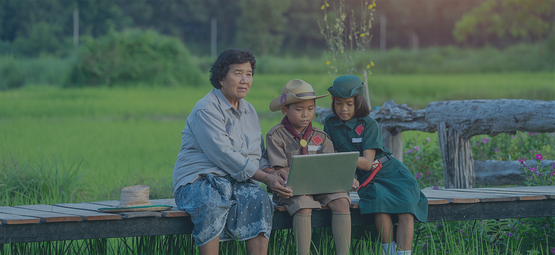 乡智编程背景图